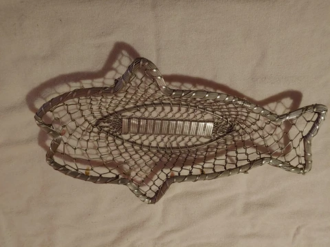 Fish Shaped Basket Metal (Aluminum?) 21" X 12" X 3"  Made in India Ex Cond Cover