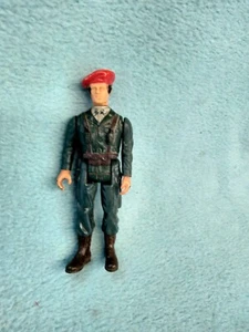 💙 Modellino Vintage 1982 ✴BERRETTO ROSSO✴ Porto Play Military One - Foto 1 di 6