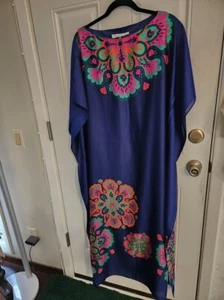 MISSES TRINA TURK LONG MAXI THEODORA DRESS CAFTAN BENGAL BLUE M/L $398 - Picture 1 of 5