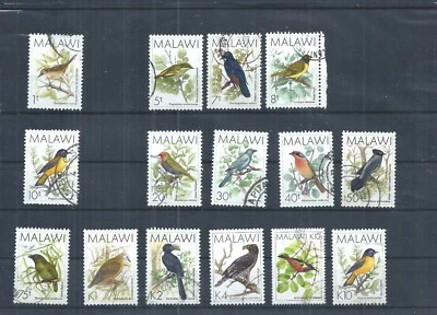Malawi stamps. Most of the 1988 Birds set used. (no 2t, 15t) . (AQ525) - Image 1 of 2