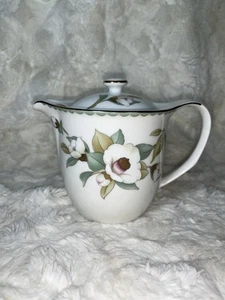 Hoya Glass White Camellia Teapot Set Porcelain Flower Design Gold-tone Trim RTF - Picture 1 of 21