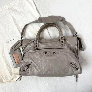 Bolso de Mano BALENCIAGA The City 2 Vías Bolso de Hombro Cuero Gris Claro Usado 7168 - Imagen 1 de 14