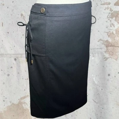 FALDA VINTAGE 2008 GUCCI CON CORDONES LATERALES CADERAS BOTÓN DE FRIDA GIANNINI LANA NEGRA 42 Foto 1 de 4
