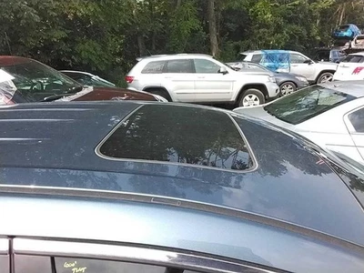 (LOCAL PICKUP ONLY) Roof Glass Only Fits 07-15 MAZDA CX-9 2981957 - Image 1 of 4