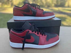 Size 9.5 - Nike Air Jordan 1 Low Reverse Bred 553558-606 Men's (O6) - Picture 1 of 7