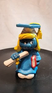 Smurfs Smurfette 1981 Graduate Graduating Vintage Figure PVC Toy Vintage Peyo - Picture 1 of 6