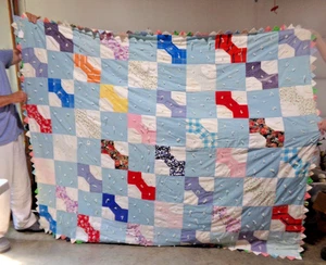 Vintage or Antique? Hand Tied KNOTTED BOWTIE Quilt 86" x 70" needs some repairs - Picture 1 of 8