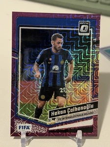 2023-24 HAKAN CALHANOGLU PANINI DONRUSS OPTIC FIFA Purple Mojo /25 #137 Inter - Picture 1 of 6