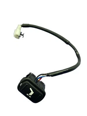 Nissan GT-R R35 2009-2015 OEM ASIENTO DELANTERO IZQUIERDO AJUSTE BOTÓN INTERRUPTOR Foto 1 de 4