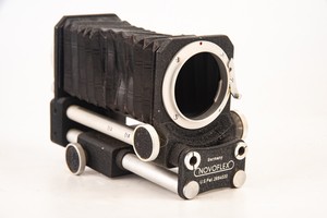 Novoflex Macro Bellows Unit M42 Screw Mount to Exakta Lens Mount V19
