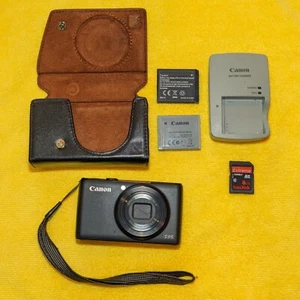 {Mint} Canon PowerShot S95 w/OEM leather case, 2 batteries, charger, 8GB SD card - Picture 1 of 13