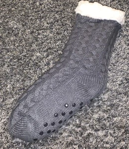 Women’s black Slipper Socks With Non Slip Pads - One Size New - Picture 1 of 7