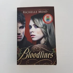 Bloodlines by Richelle Mead (Paperback, 2011) Bloodlines Series Book #1 Lge PB - Picture 1 of 8