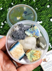 6 Pcs Mineral Azzurite,Quartz,Dumortierite,Solid Pyrite,Specularite,Garnierite - Picture 1 of 7