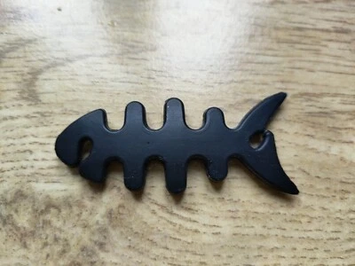 Rubber Fish Bone Earphone Headphone Cable Wire Winder Wrap Holder Organizer Line - Image 1 of 4