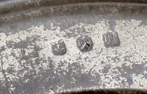 HISTORICAL MUSEUM QUALITY 18TH CENTURY LONDON ENGLAND LRG ANTIQUE PEWTER CHARGER - Picture 1 of 15