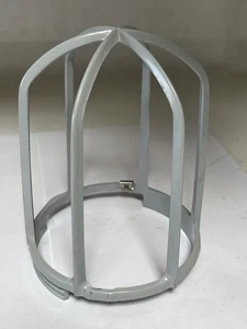 Protector de luz de aluminio Crouse Hinds para accesorio 5026G (25AG13) - Imagen 1 de 4