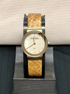 Ladies Skagen Freja~358SGLG7 Gold Tone/Mop Dial~NOS Item~New,Never Worn~New🔋✅ Foto 1 de 4