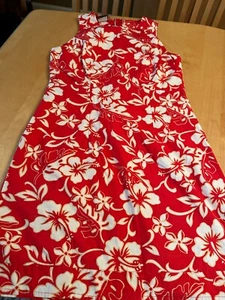 HILO HATTIE DAS HAWAII ORIGINAL GEBLÜMTES ÄRMELLOSES KLEID GRÖSSE 8 - FÄLLT KLEIN AUS - Bild 1 von 6
