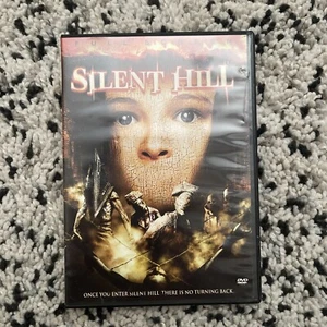 Silent Hill DVD FULLSCREEN Radha Mitchell Alice Krige Kim Coats MOVIE SILENTHILL - Picture 1 of 3