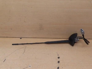 Suzuki Vitara MK4 2016 1,4s Allgrip K14C - antena (B65) - Imagen 1 de 3