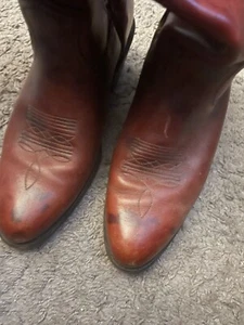 Mens Frye boots size 9.5 vintage deep red leather broken in intact  - Picture 1 of 4