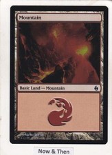 Magic: MTG: Premium Deck Series: Fire & Lightning: Mountain 33/34