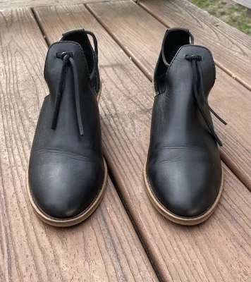 Bota Kelsi Dagger tamanho 8.5 couro preto aberta - Imagem 1 de 4