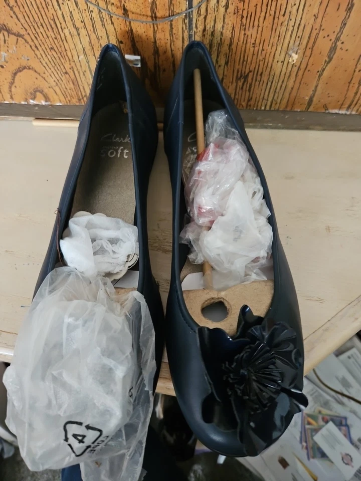 Clarks Zapatos Ligeros Ballet Pisos Cuero Azul Marino Mujer 9.5M  Foto 1 de 1