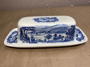 Plato de mantequilla Liberty Blue Historic Colonial Scenes, LaFayette Landing at West Pt - Imagen 1 de 22