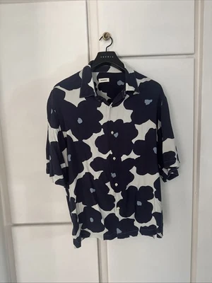 Sandro Paris Men's Short Sleeve Bottom Down Shirt Navy Size XXL Floral Pattern - Image 1 of 4