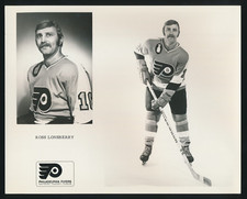 1974-75 Philadelphia Flyers Glossy Team Issue (8" x 10") -ROSS LONSBERRY