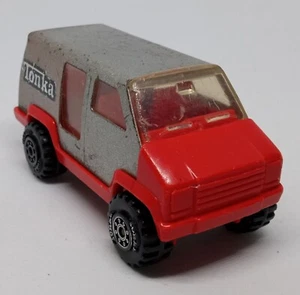 Vintage Tonka Silver & Red Van Pressed Steel USA 1978 4" - Picture 1 of 6