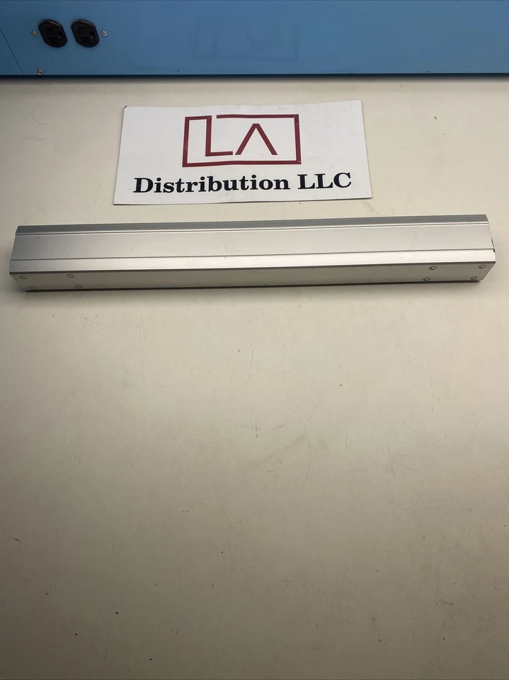 Tubo de extensión de soporte de brazo colgante nVent Hoffman C-CS2T5 45 x 60 x 498 mm Foto 1 de 1