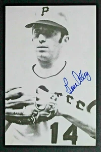 Gene Alley Pittsburgh Pirates Autographed Signed 3x5 Paper Photo - Picture 1 of 2