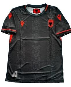 NEU ALBANIEN TRIKOT T-SHIRT - SCHWARZ NATIONALTRIKOT - ALBANIEN TEAM - AUSWÄRTS - Bild 1 von 4