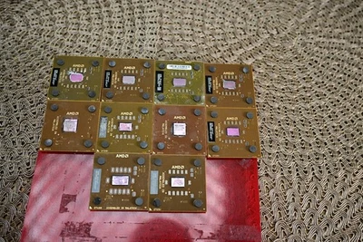 Per recupero oro 10 Amd cpu,s plastica marrone vintage non testato - Immagine 1 di 4