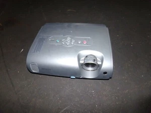 Epson EMP-82 Projector *FREE SHIPPING* - Picture 1 of 3
