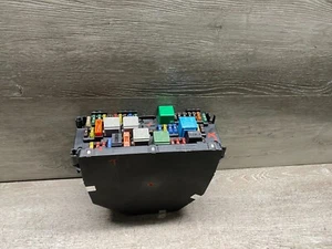 OEM MERCEDES-BENZ W204 C CLASS 2008-11 UNDER HOOD SAM FUSE RELAY BOX BCM MODULE - Picture 1 of 5