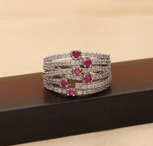 Umwerfend Cz Multiband Hochzeit Ring für Damen IN Silber Ton - 7 Reihen Design - Bild 1 von 70