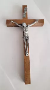 Cucifix, Pewter And Oak Wood. INRI 8" X 4" - Picture 1 of 4