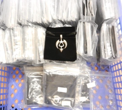 SALE JOB LOT 50 x NEW PEWTER PENDANTS GRATIS USA VELVET POUCHES TRIBAL SURF GP86 - Image 1 of 3