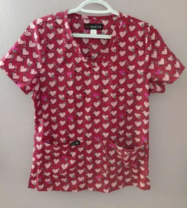 Women’s Koi Basics Nursing Scrubs Top Size Small Pink Hearts - Picture 1 of 8