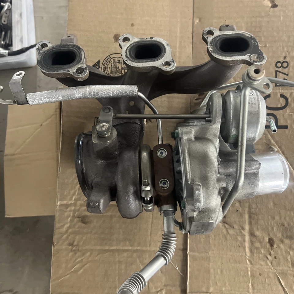 Turbocompresor izquierdo 14-24 Maserati Ghibli Levante M157 turbo cargador colector OEM Foto 1 de 4