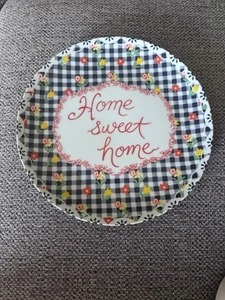 Vintage Home Sweet Home Wandteller 7" blau kariert rot gelb Kitsch Blumen 1980er - Bild 1 von 2