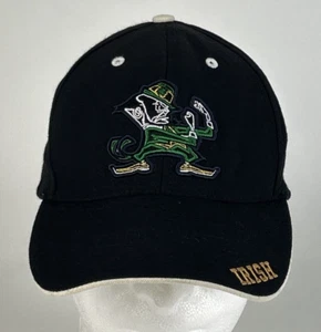 Cappello Vintage Notre Dame Fighting Irish NCAA Lana StrapBack Twins Enterprise Nero - Foto 1 di 11