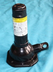 Toyota HILUX Fortuner Tundra Spare Scissor Car Jack 091110K161 OEM - Picture 1 of 7