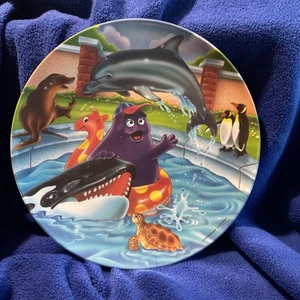 1996 McDonalds Kunststoff Teller Grimasse schwimmt Delfin Killerwal Hergestellt in den USA PMC - Bild 1 von 3