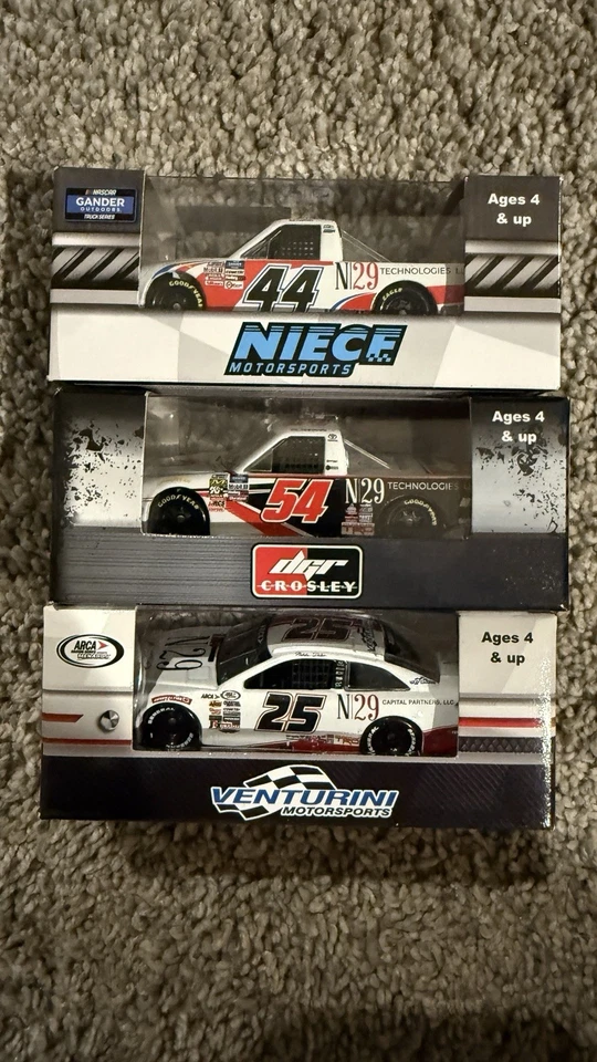 Natalie Decker #25 #54 #N29 1:64 NASCAR Diecast Lote de 3 Foto 1 de 4