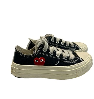 Niños Converse Chuck Taylors Comme des Garcons Play Negro Rojo Corazón Talla 9.5 Niños Foto 1 de 4